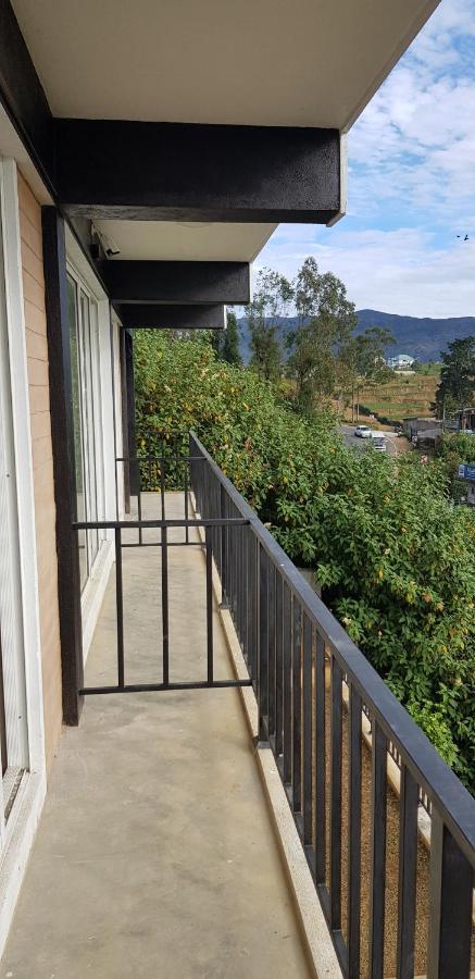 Hotel Coldworld Nuwara Eliya Esterno foto
